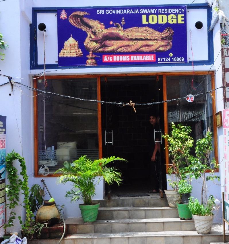 Sgs Residency Villa Tirupati Exterior foto